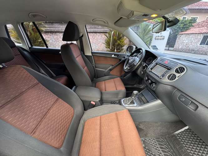 Volkswagen Tiguan Año 2011, Automática    