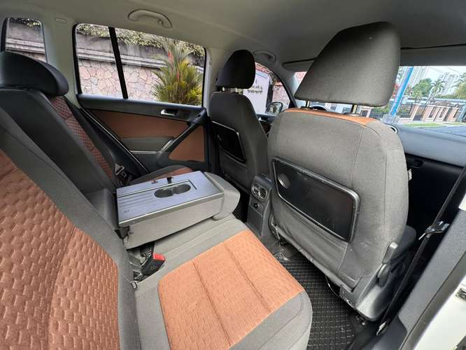 Volkswagen Tiguan Año 2011, Automática    