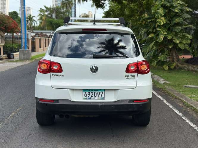 Volkswagen Tiguan Año 2011, Automática    