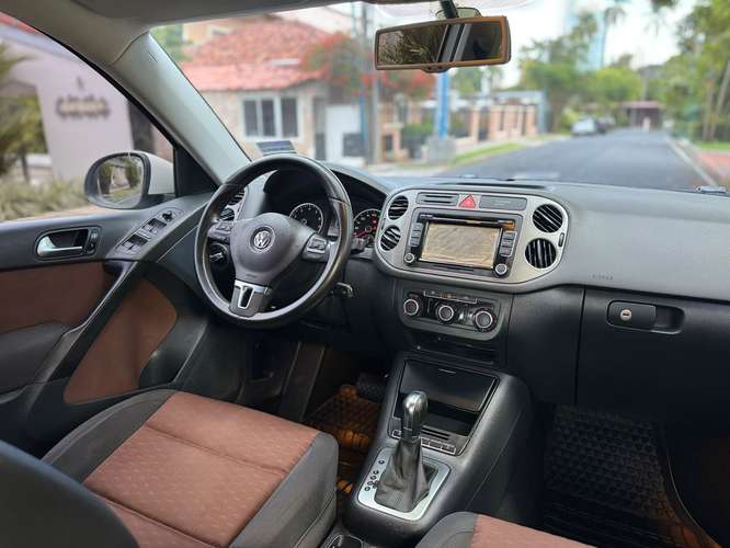 Volkswagen Tiguan Año 2011, Automática    