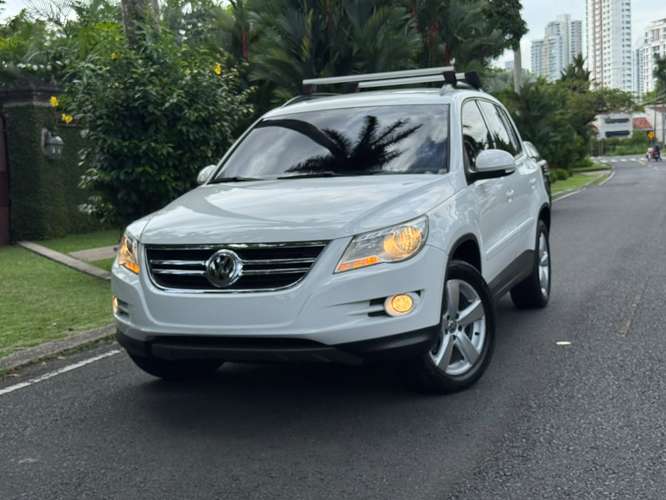 Volkswagen Tiguan Año 2011, Automática    