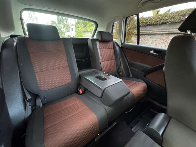 Volkswagen Tiguan Año 2011, Automática    