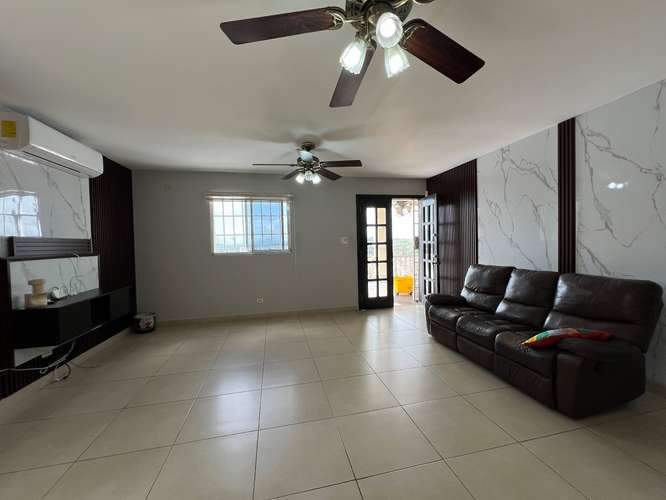 CASA EN ALQUILER CON OPCIÓN A COMPRA – AMPLIA PROPIEDAD DE DOS NIVELES - Imagen 8