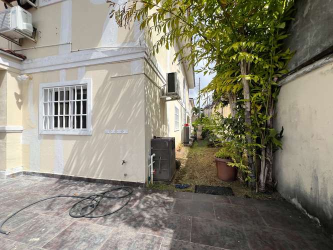 CASA EN ALQUILER CON OPCIÓN A COMPRA – AMPLIA PROPIEDAD DE DOS NIVELES - Imagen 2