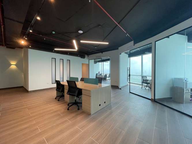 Oficina amoblada en alquiler Costa del Este Financial Park