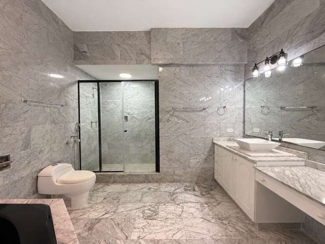 ALQUILER DE APARTAMENTO EN AVENIDA BALBOA  - Imagen 8