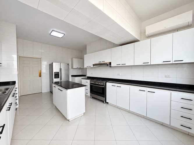 ALQUILER DE APARTAMENTO EN AVENIDA BALBOA  - Imagen 5