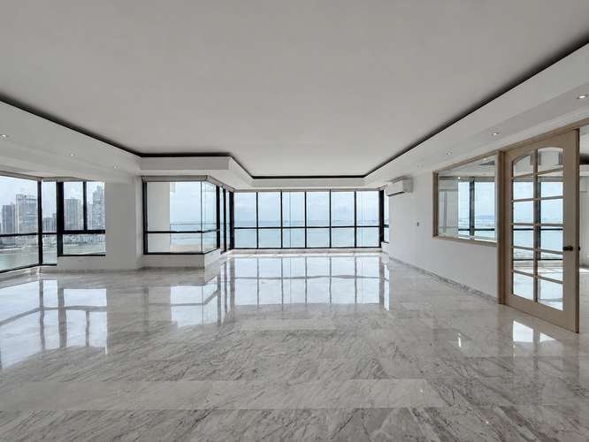 ALQUILER DE APARTAMENTO EN AVENIDA BALBOA  - Imagen 2