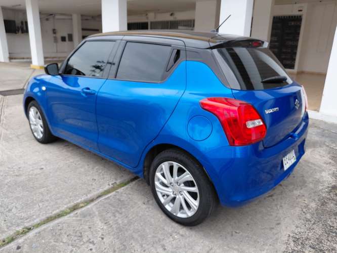 SUZUKI SWIFT 2023 AUTOMATICO - Imagen 4