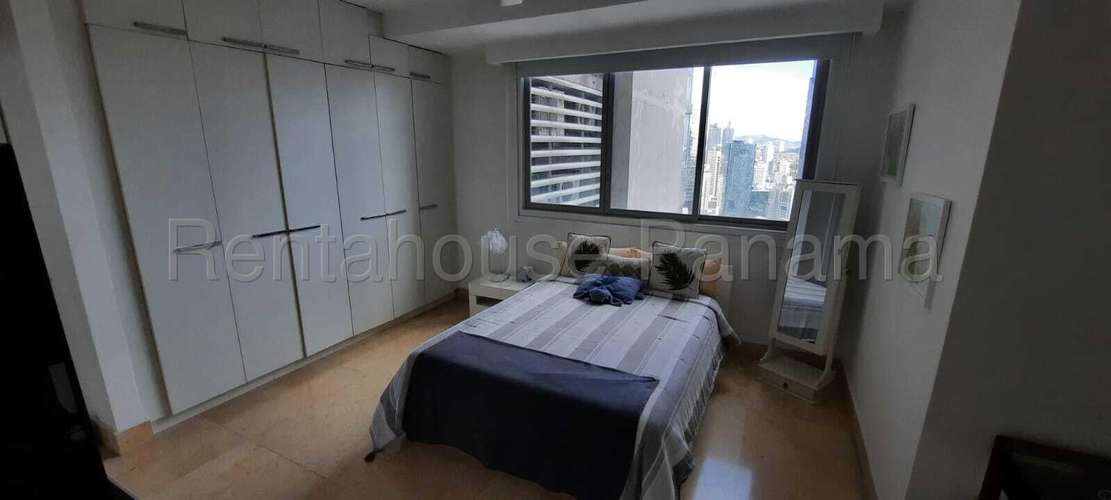 Venta de apartamento Avenida Balboa Cr27-3242