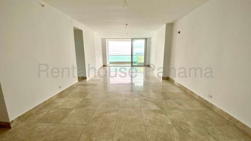 ALQUILER DE APARTAMENTO EN COSTANERA, BELLA VISTA 27ML3236
