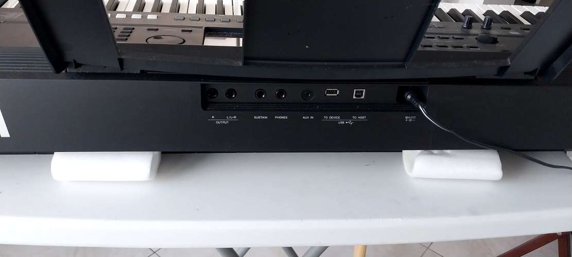 Teclado Yamaha - Imagen 3