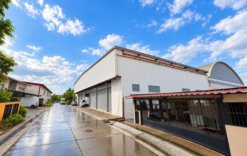 Alquiler de Bodega en Llano Bonito, Juan Díaz, 2,700 m² - Imagen 2