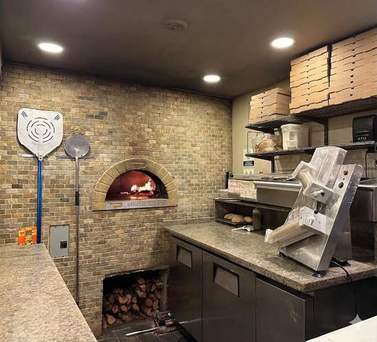 Se vende Local en Pueblo Nuevo amoblado - Imagen 6