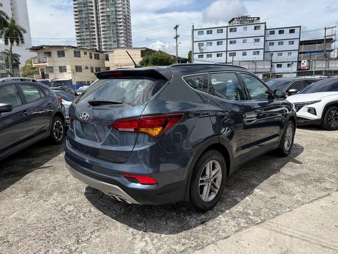 Hyundai Santa Fe 2017