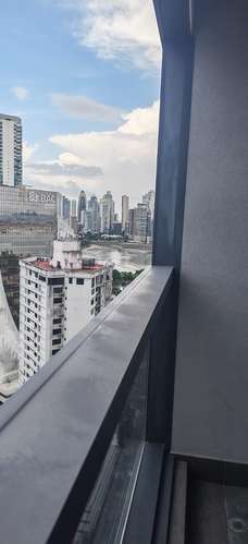 Se alquila apartamento de 2 Recamaras Amoblado en Ave. Balboa - Imagen 13