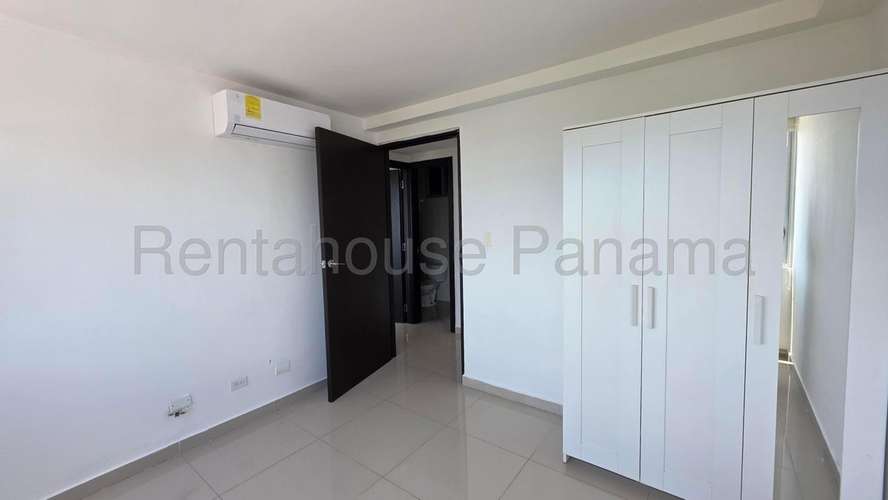 APARTAMENTO CON LINEA BLANCA EN CARRASQUILLA KS  - Imagen 13