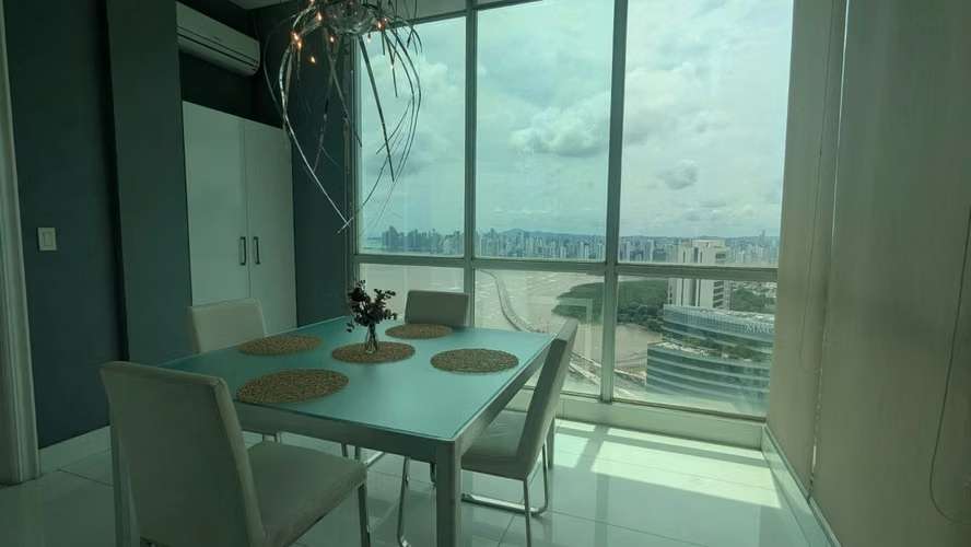 VENTA APARTAMENTO EN COSTA DEL ESTE (CG)
