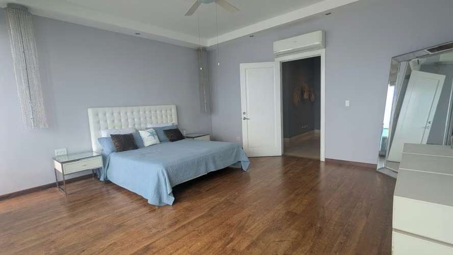 VENTA APARTAMENTO EN COSTA DEL ESTE (CG)