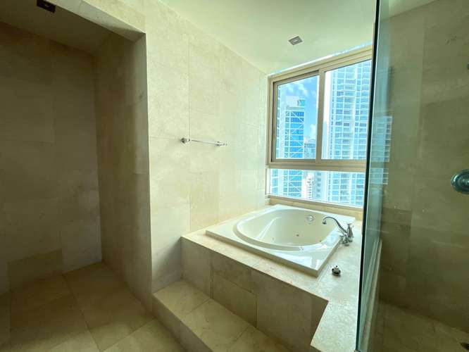 Venta de apartamento en Punta Pacifica
