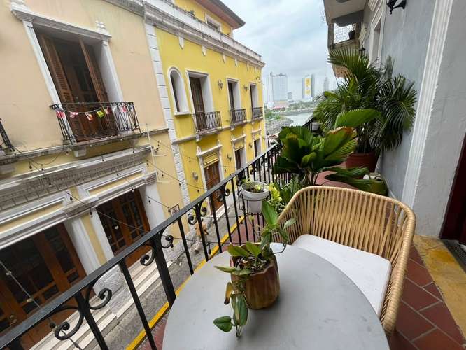Carácter Histórico & Vida Contemporánea en Casco Viejo