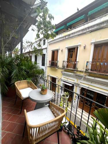 Carácter Histórico & Vida Contemporánea en Casco Viejo