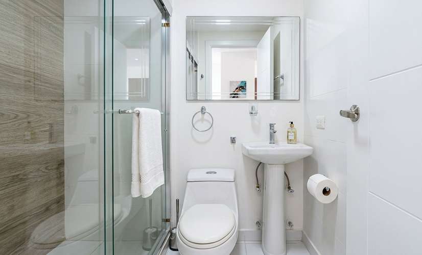 Apartamento en Punta Pacifica I con balcón y vista al mar