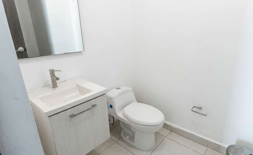 Apartamento en El Cangrejo I con balcón y ubicación premium