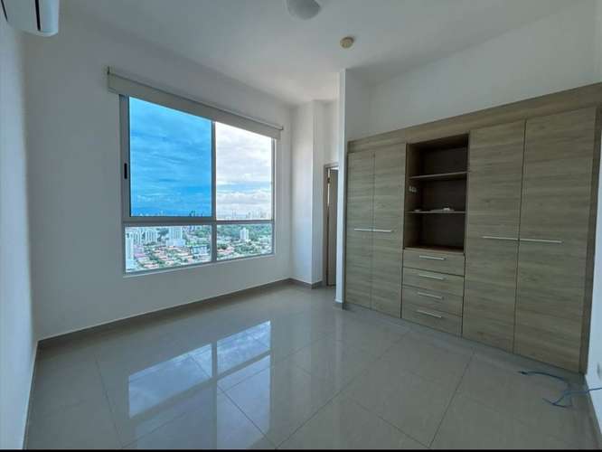 Se Alquila Apartamento en PH Rainbow, El Carmen – Amplitud, Amenidades y Excelente Conectividad - Imagen 5