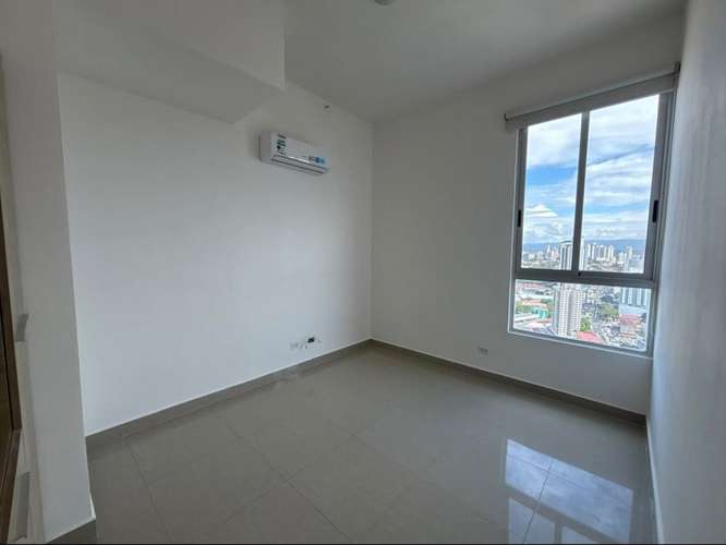 Se Alquila Apartamento en PH Rainbow, El Carmen – Amplitud, Amenidades y Excelente Conectividad - Imagen 6