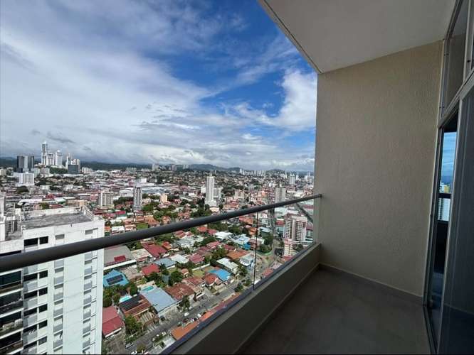 Se Alquila Apartamento en PH Rainbow, El Carmen – Amplitud, Amenidades y Excelente Conectividad - Imagen 2