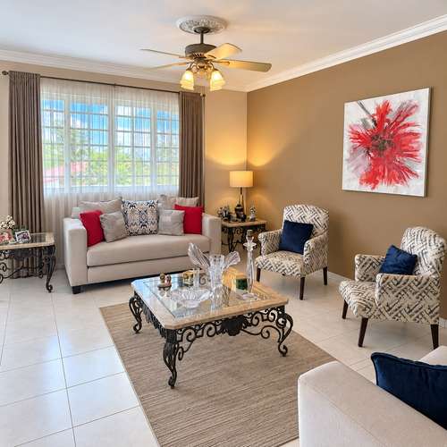 SE VENDE CASA EN RESIDENCIAL CON GARITA, EL DORAL - Imagen 9