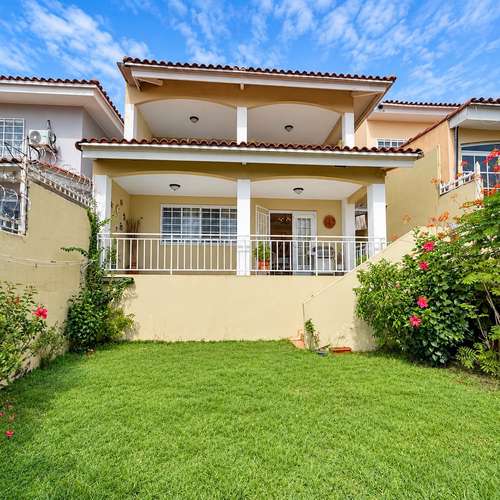 SE VENDE CASA EN RESIDENCIAL CON GARITA, EL DORAL - Imagen 2