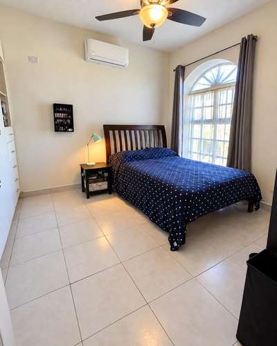 SE VENDE CASA EN RESIDENCIAL CON GARITA, EL DORAL - Imagen 7