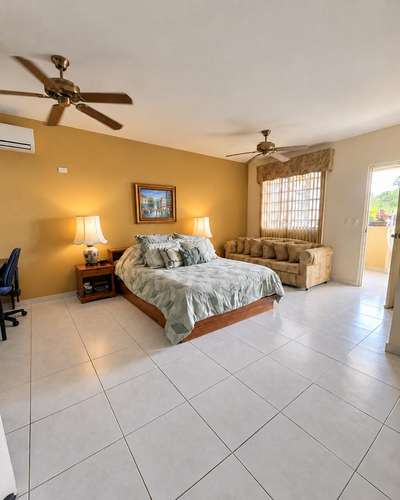 SE VENDE CASA EN RESIDENCIAL CON GARITA, EL DORAL - Imagen 6