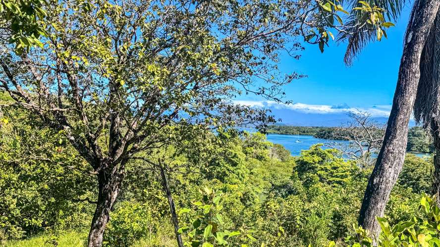 Isla privada con vista al mar y playa en Boca Chica  - Imagen 3