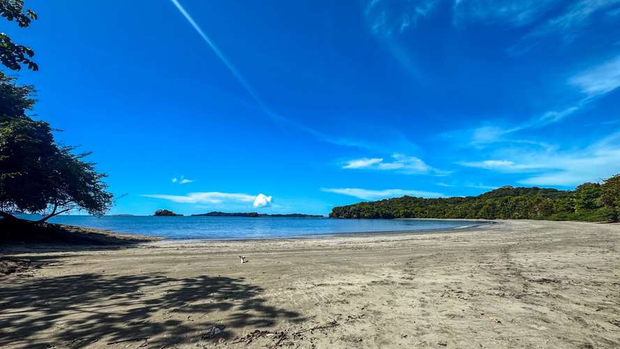 Isla privada con vista al mar y playa en Boca Chica  - Imagen 7