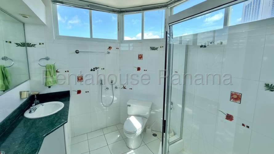 Venta de Apartamento de lujo en Marbella - PH Bahía Esmeralda 27YCG3251