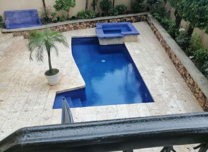 Venta de Casa en La Alameda Bethania 3 NIVELES CON PISCINA BAR AMUEBLADA 4PARKINGS 600mt - Imagen 13