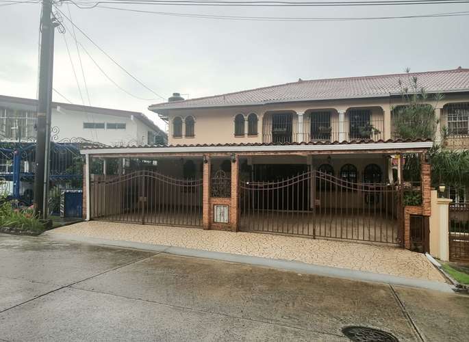 Venta de Casa en La Alameda Bethania 3 NIVELES CON PISCINA BAR AMUEBLADA 4PARKINGS 600mt - Imagen 2
