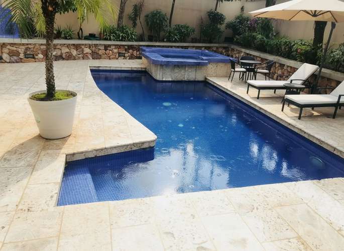 Venta de Casa en La Alameda Bethania 3 NIVELES CON PISCINA BAR AMUEBLADA 4PARKINGS 600mt - Imagen 14