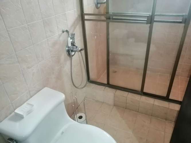 Venta de Casa en La Alameda Bethania 3 NIVELES CON PISCINA BAR AMUEBLADA 4PARKINGS 600mt - Imagen 18