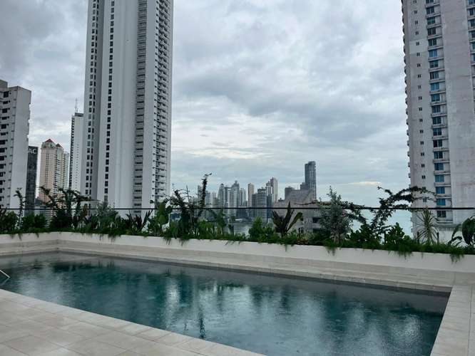Venta de Apartamento en Bella Vista, Avenida Balboa