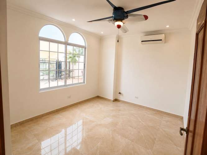 Venta de casa en Altos de Panamá - Imagen 8