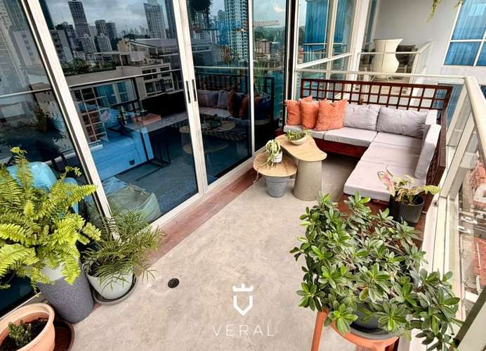 Venta de apartamento amoblado y remodelado PH Vista Balboa - Avenida Balboa (BO)