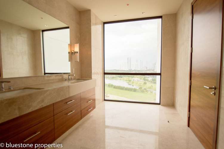 Santa Maria – Vista al Golf y al Mar – 380mts2 – 7,500 - Imagen 11