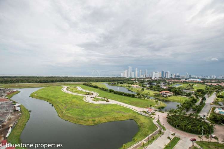 Santa Maria – Vista al Golf y al Mar – 380mts2 – 7,500 - Imagen 5