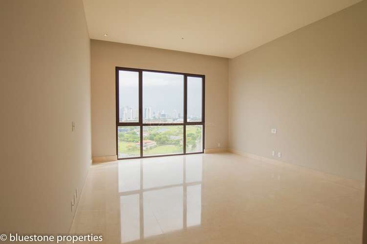 Santa Maria – Vista al Golf y al Mar – 380mts2 – 7,500 - Imagen 9
