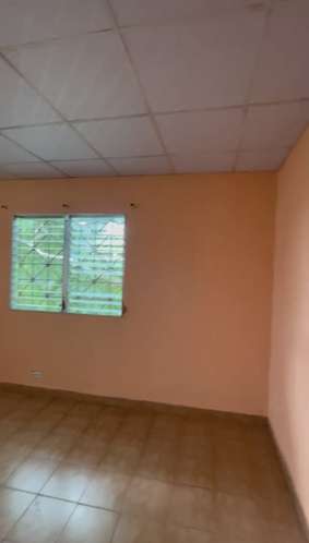 Se alquila apartamento en la Verbena Colón, 2 habitaciones, cocina y baño, entrada independiente