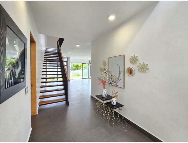 Venta de casa en Altos de Panamá con 3 recamaras  - Imagen 4